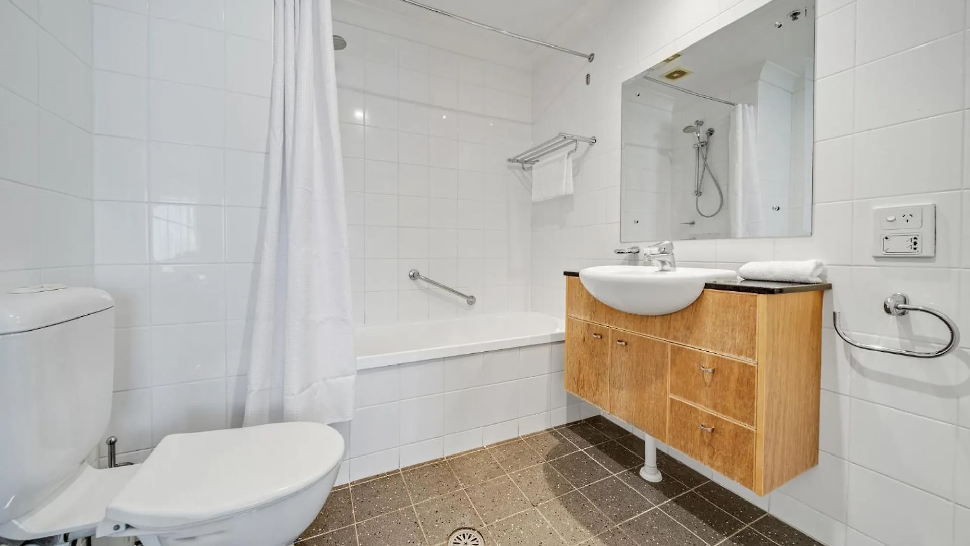 Apartmán Center 1-Bed With Sauna, Gym, Bbq & Parking Canberra